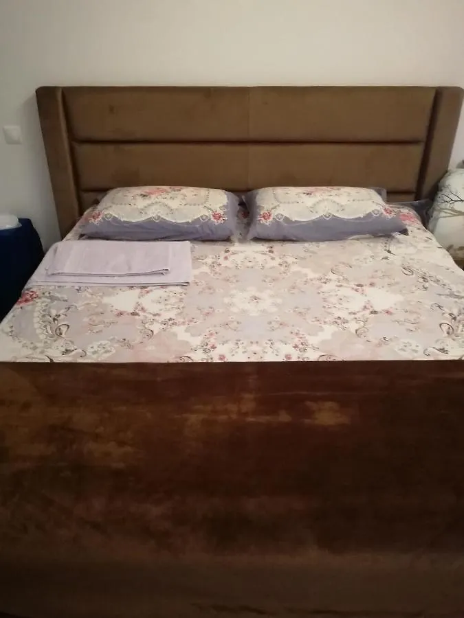 Lux Apartment, Near Metro Vasylkivska Киев Апартаменты