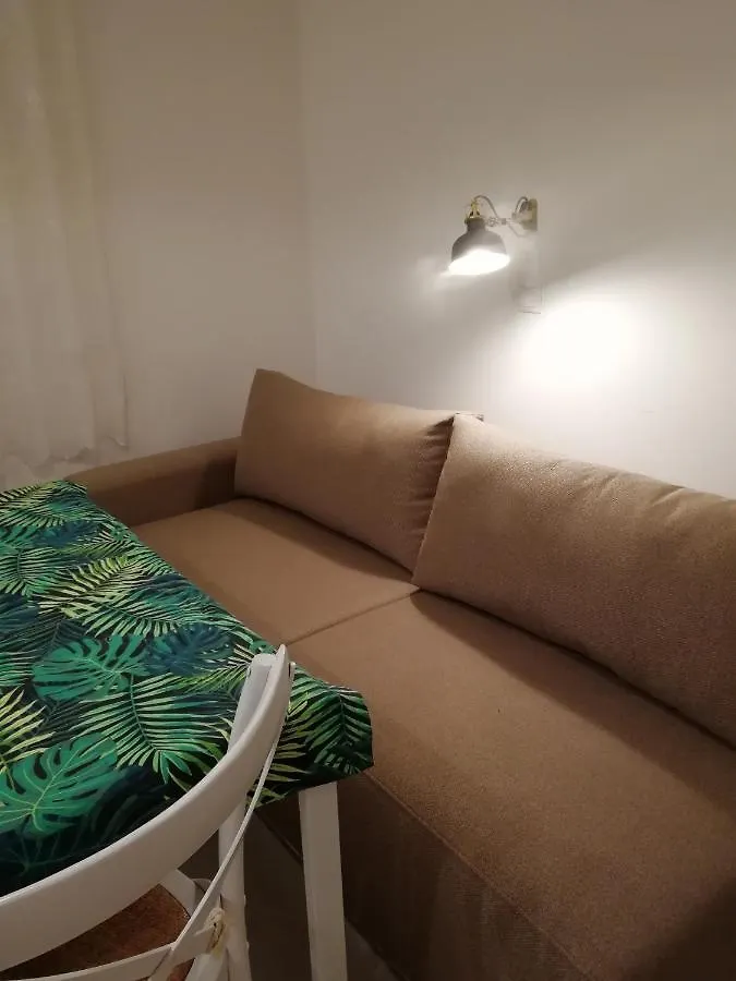 Lux Apartment, Near Metro Vasylkivska Киев